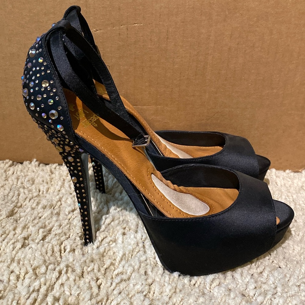 Sexy black sparkle heels